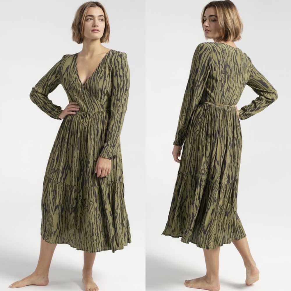 Baum Und Pfergarten Green Print Wrap Dress Alessia Size 34 XS Midi Length Boho